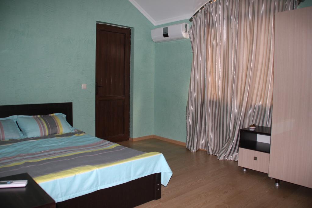 Guest House Kobuleti Δωμάτιο φωτογραφία