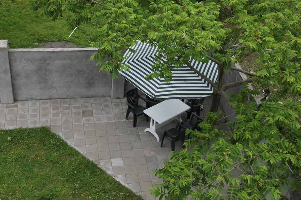 Guest House Kobuleti Εξωτερικό φωτογραφία