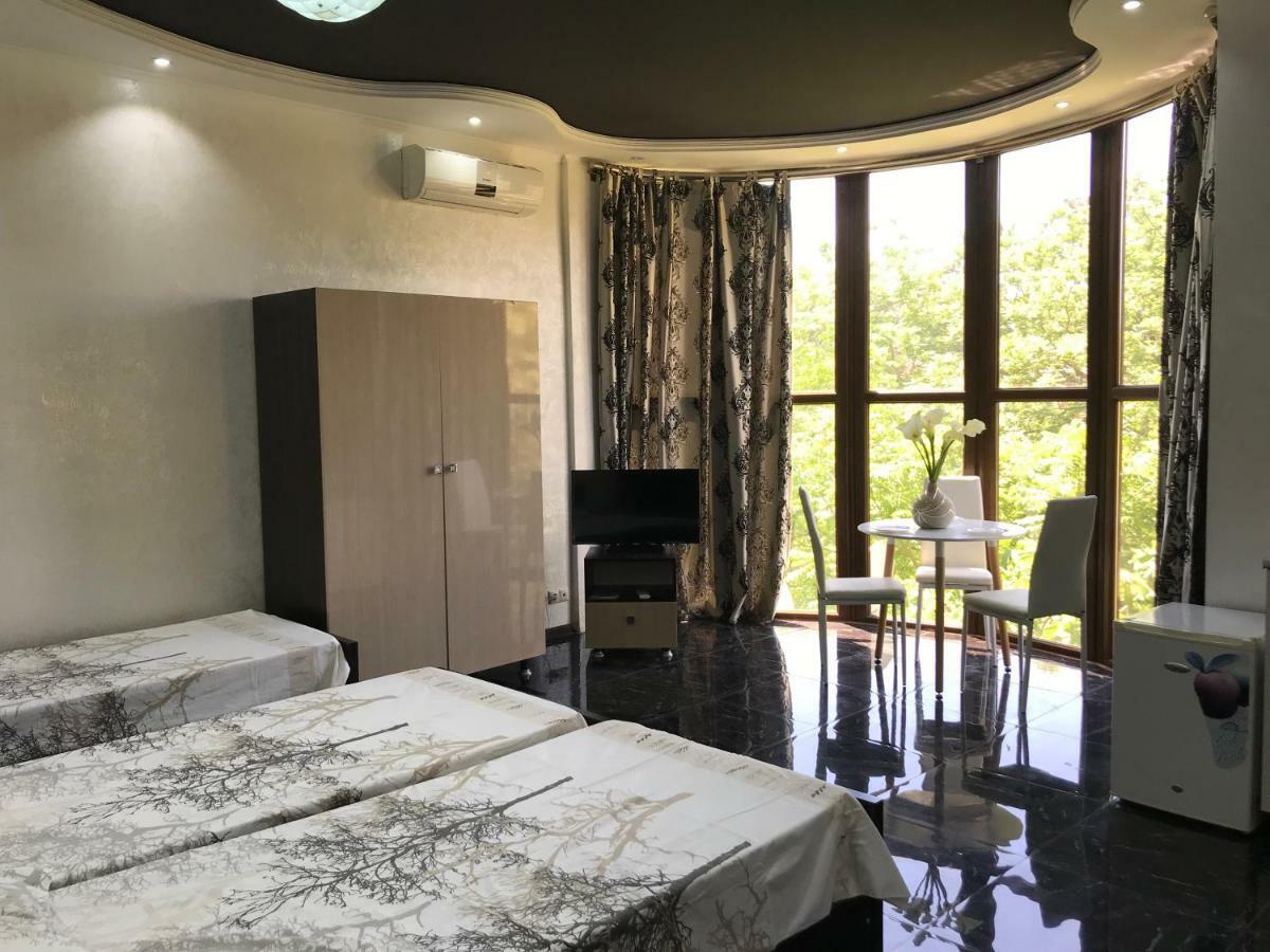 Guest House Kobuleti Εξωτερικό φωτογραφία